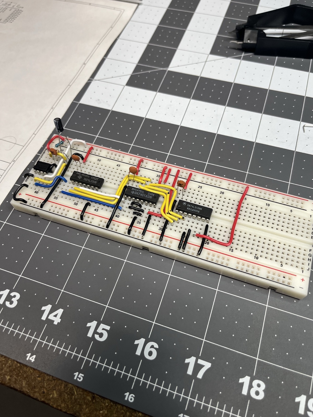 The DSLogic clipped onto the six decoder outputs and the clock.
